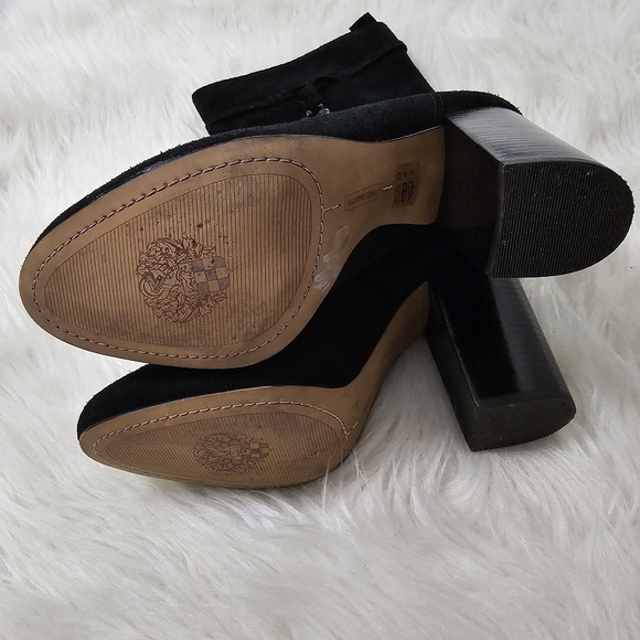 Vince Camuto Black Suede Tassel Boot Size 10 - Picture 4 of 7